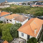 Mar House *
